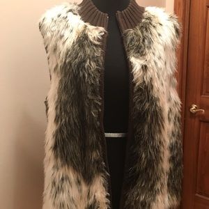 Faux brown and cream fur zipper vest